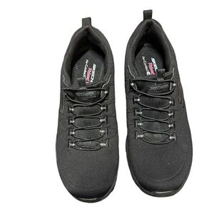 ⭐️ Skechers relaxed fit air-cooled memory foam black Sneakers - size 10